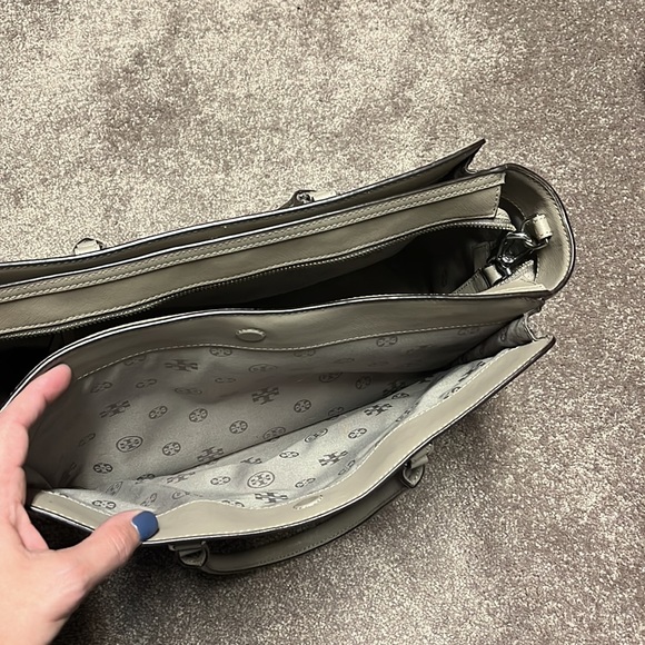 Taupe Tory Burch handbag - Picture 5 of 9